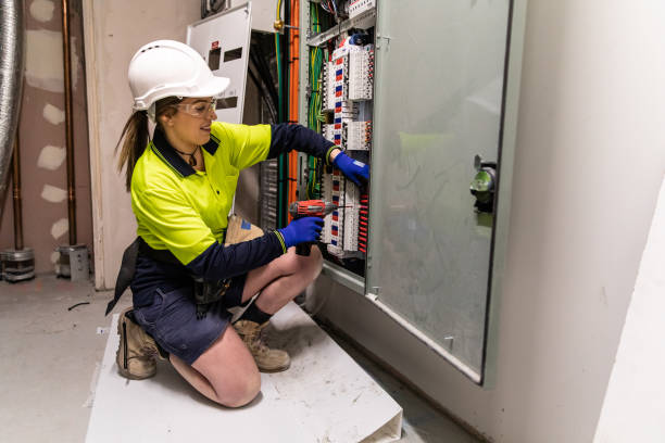 Best Affordable Electrician  in Arapahoe, NE