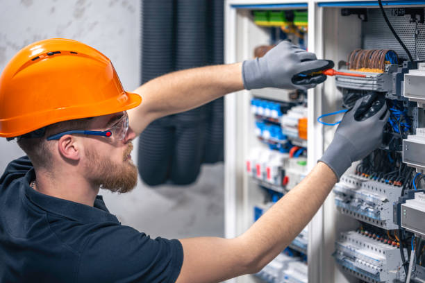 Best 24-Hour Electrician  in Arapahoe, NE
